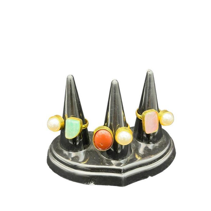 Gold Plated Adjustable Ring with Monalisa stone and Pearl