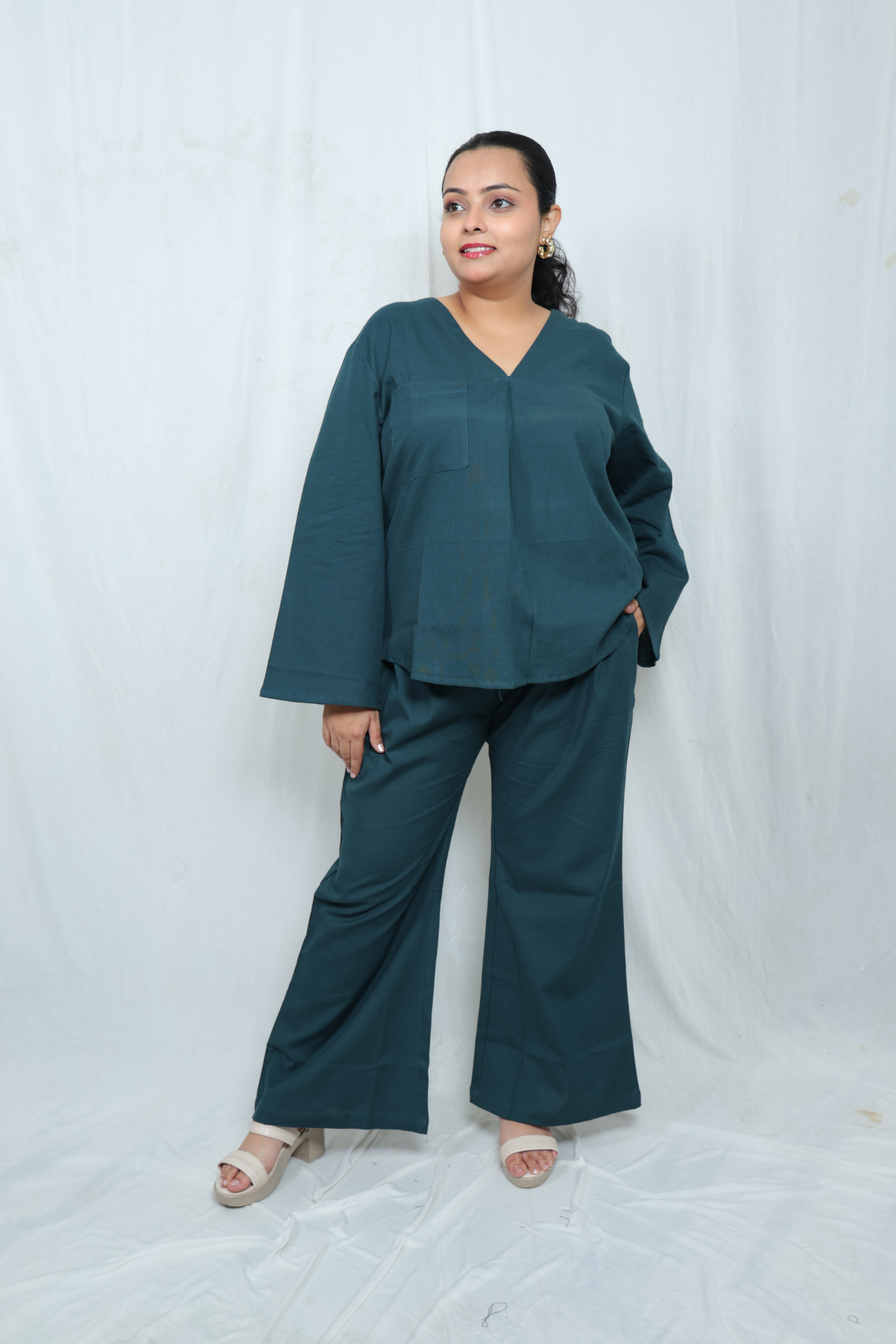 Aura V Co-Ord - Image 6