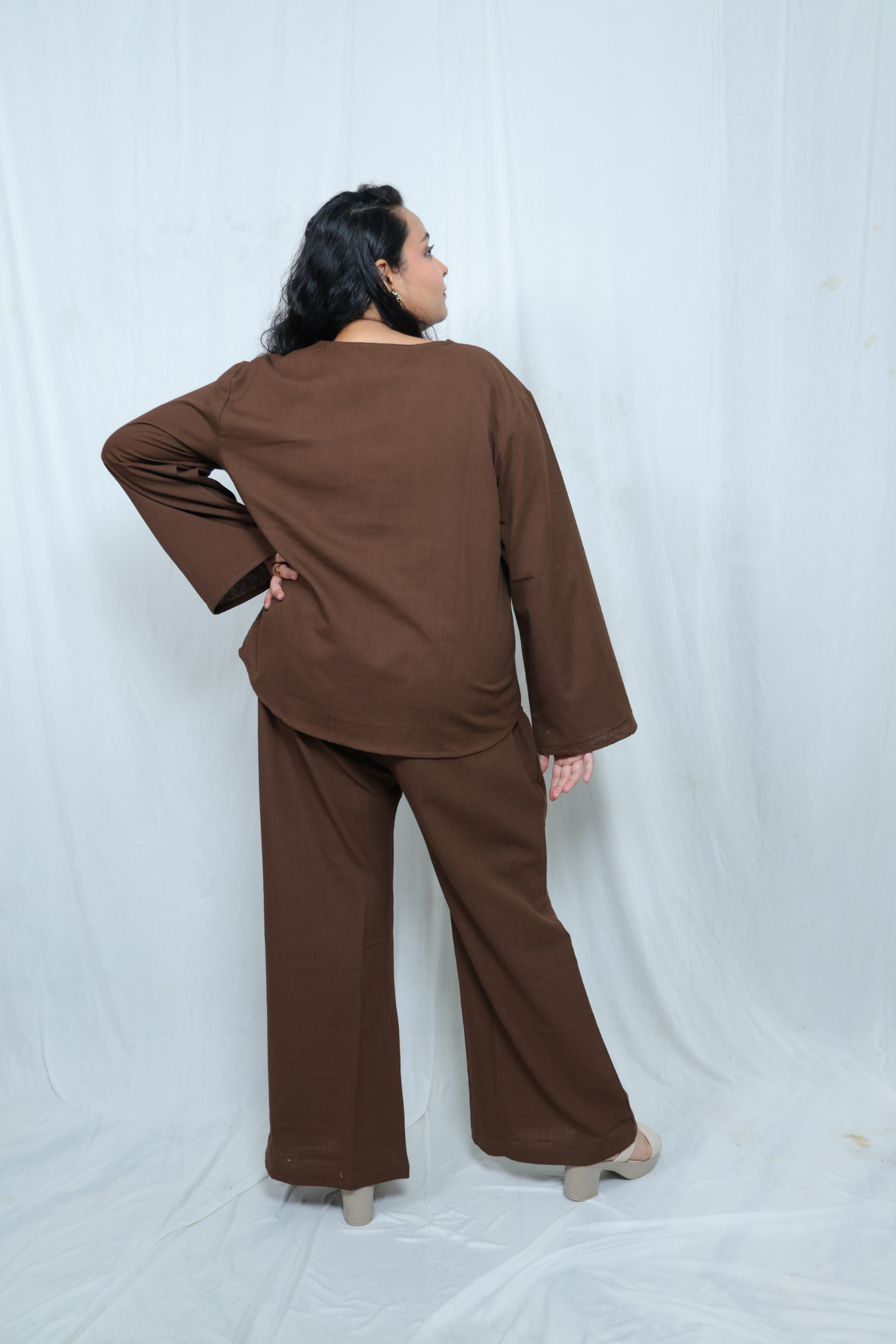 Aura V Co-Ord - Image 17